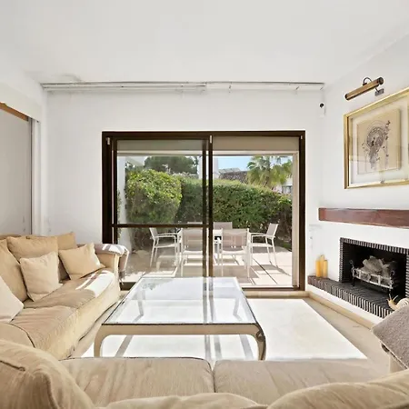 Beachside House Mariabanus * Marbella