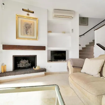 Beachside House Mariabanus *